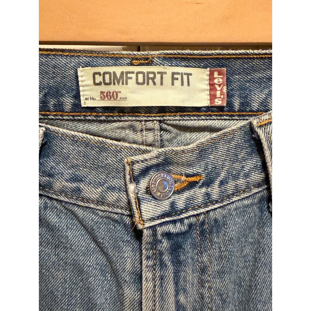 Levi's 560 jeans Mens Blue Comfort Fit Relaxed Tapered Light Denim Y2K 34x30 - Picture 3 of 12